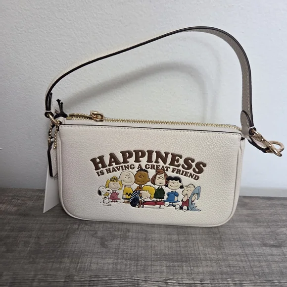 New COACH X Peanuts Notila 19 With Both Fob's N Socks - Picture 4 of 14